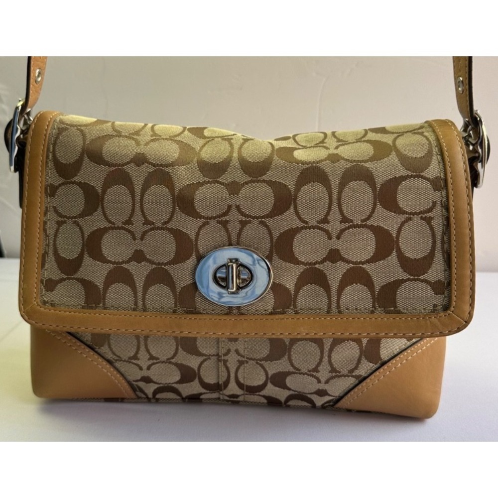 Coach F13066 Hamptons Turnlock Flap Brown Signature Leather Shoulder Bag Y2K - Picture 3 of 16